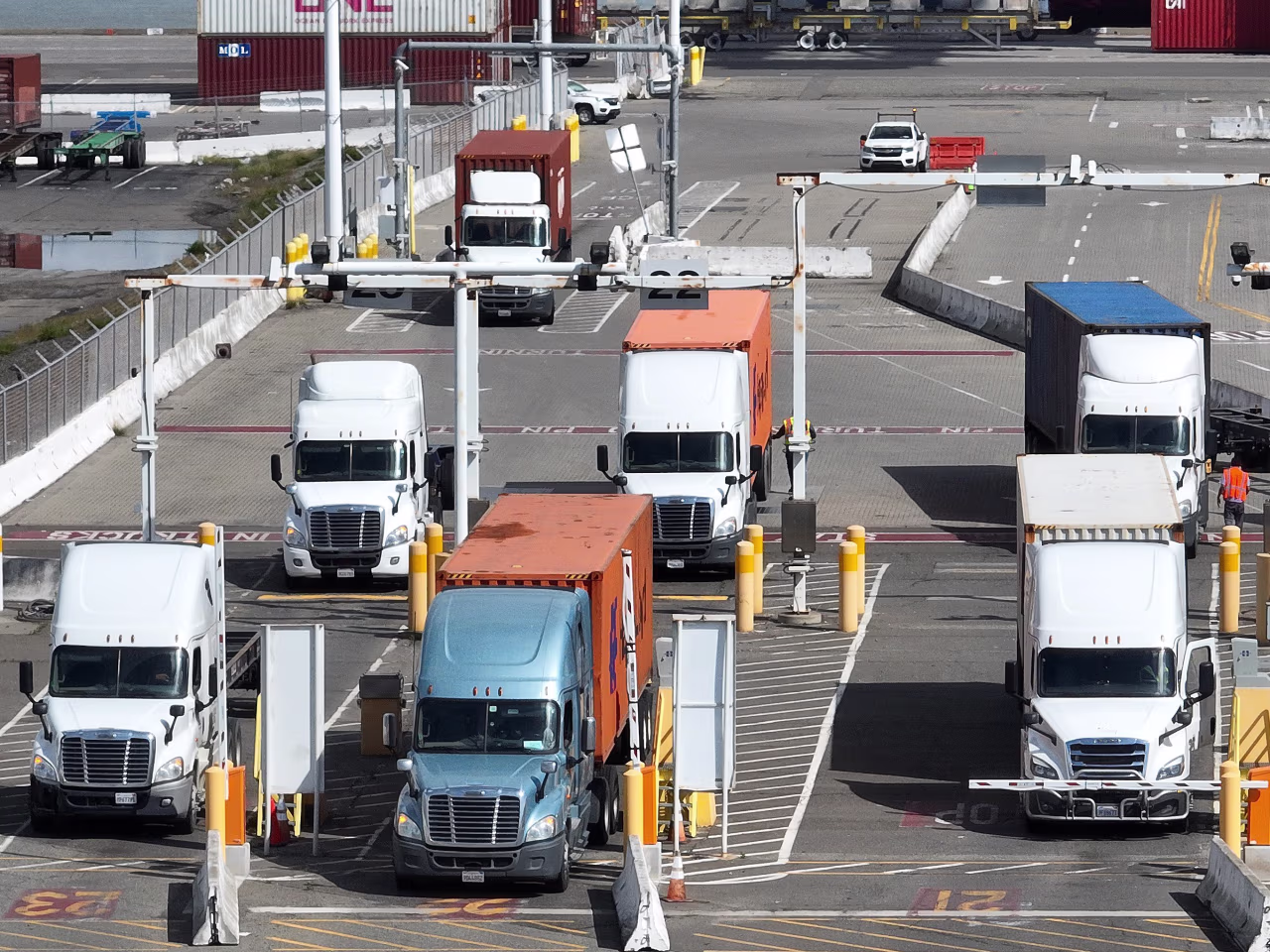 Your Reliable Partner in Inglewood: Professional Trucking Solutions for Any Haul